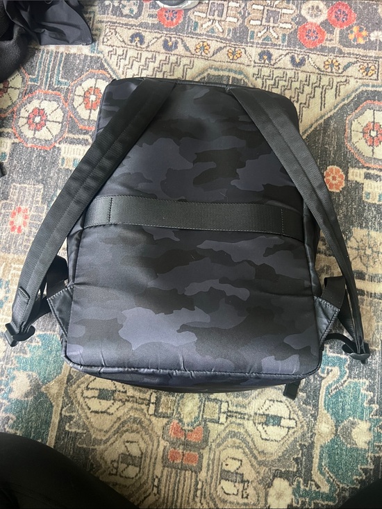 lululemon crossbody bag grey           /      % .     